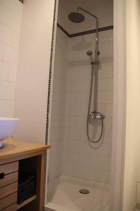 Apartment Ideal Voyageurs & Travailleurs Cherchant Du Calme